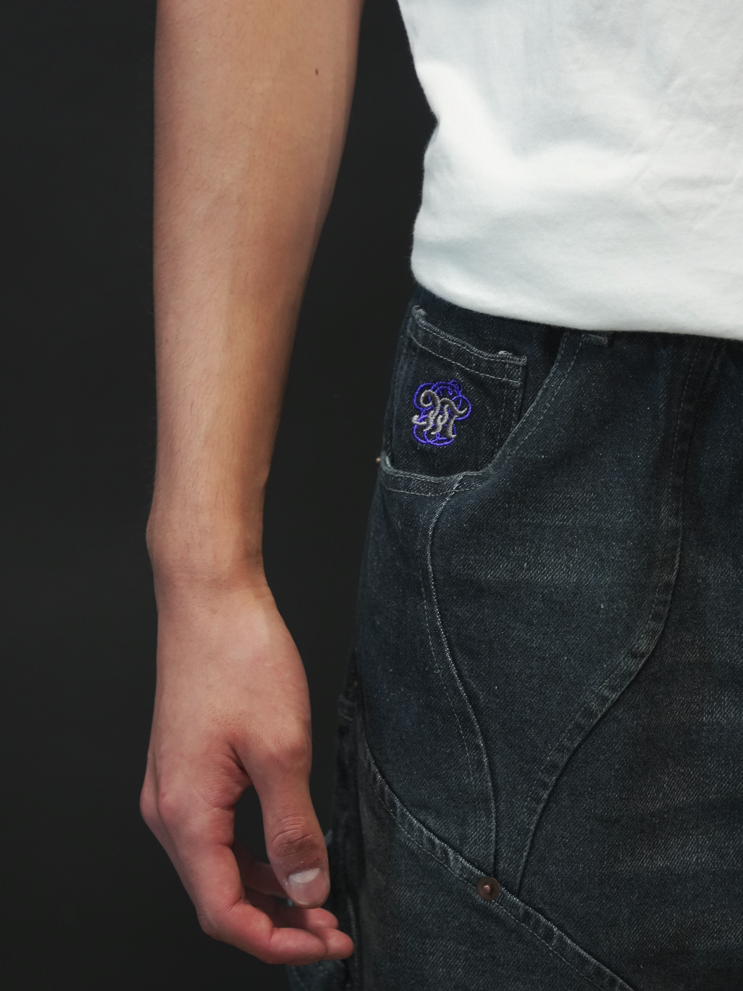 Memento Pintuck Jeans